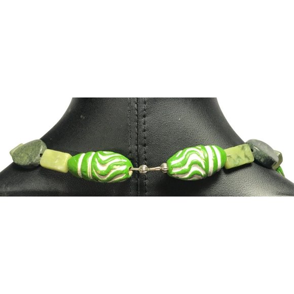 Vintage Handmade Serpentine and Green and White African Clay Bead Necklace - Picture 5 of 5